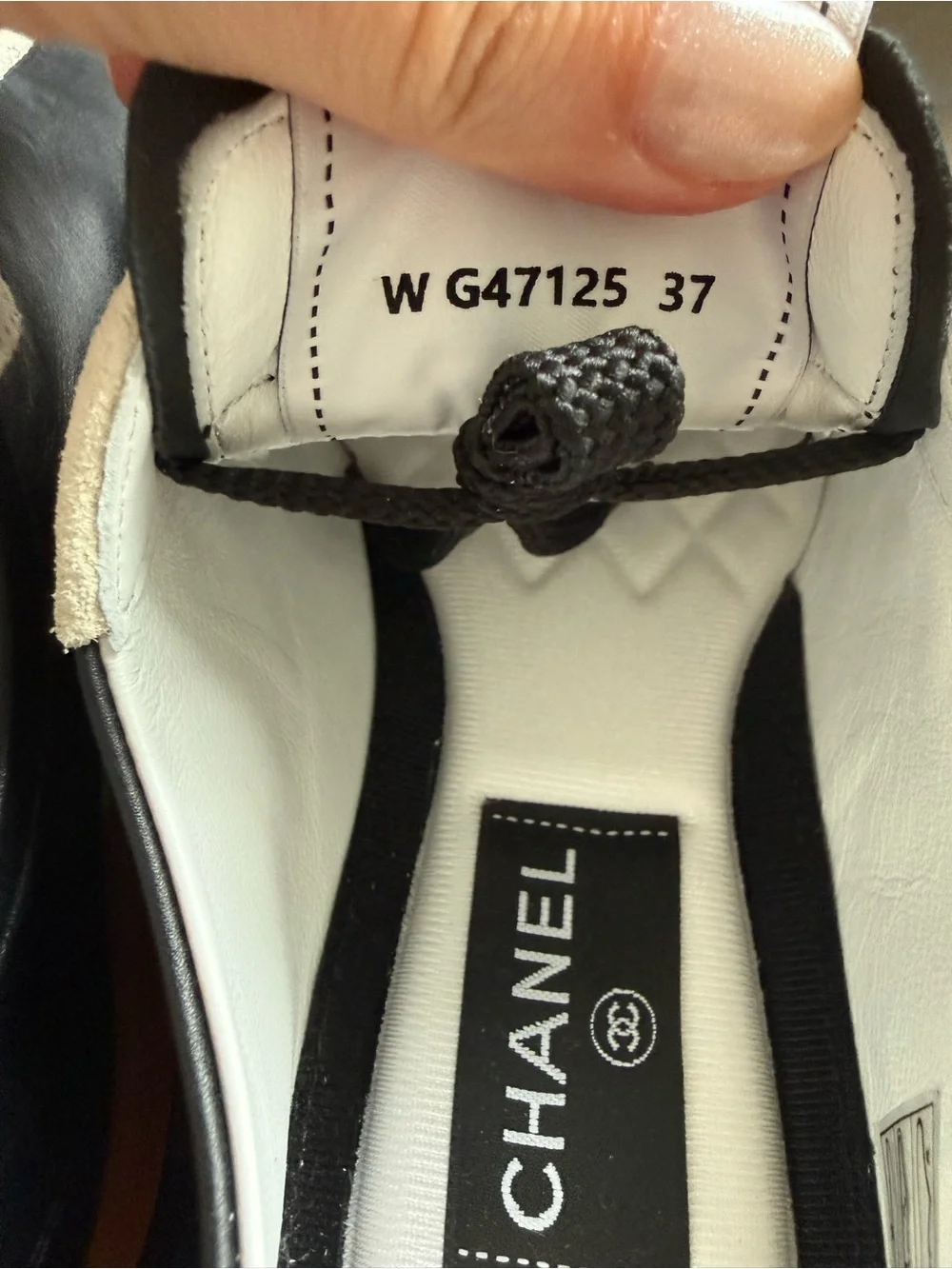 BNWT Chanel Black/White Calfskin & Embossed Suede Sneakers, Size 37